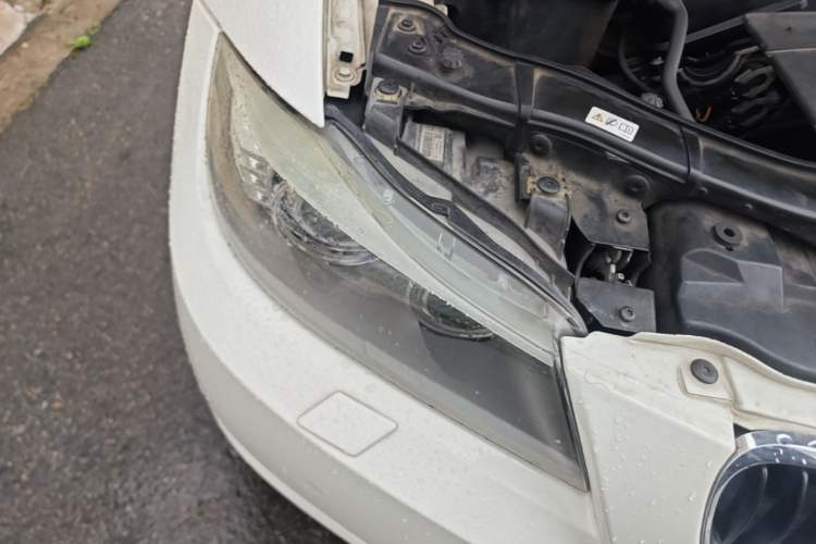 Used BMW 3 Series 2010 320i Sport Edition Right Front Headlight