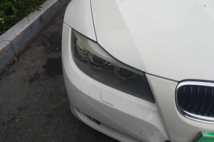 Used BMW 3 Series 2010 320i Sport Edition Right Front Headlight