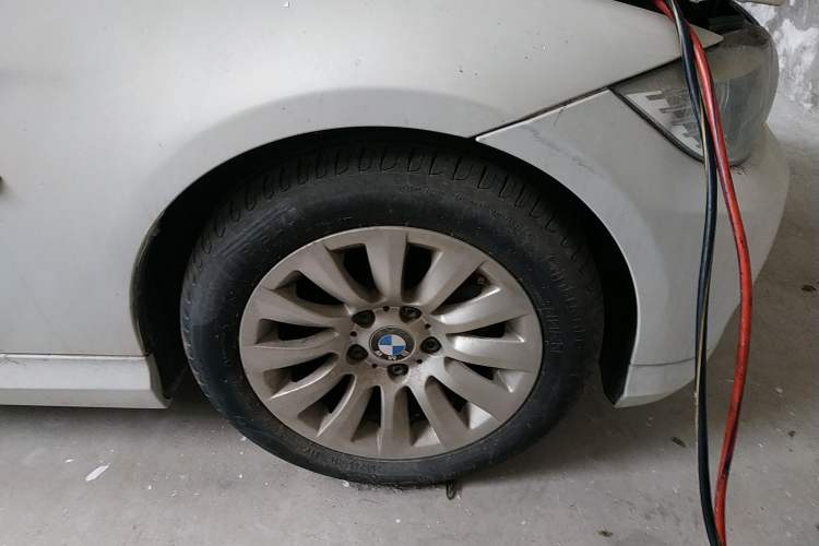 Used BMW 3 Series 2010 318i Leading Model Right Front Wheel Hub