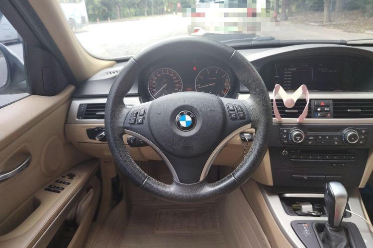 Used BMW 3 Series 2010 320i Luxury Model Steering Wheel