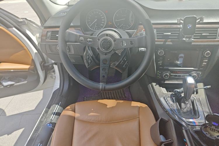 Used BMW 3 Series 2010 320i Sport Edition Steering Wheel