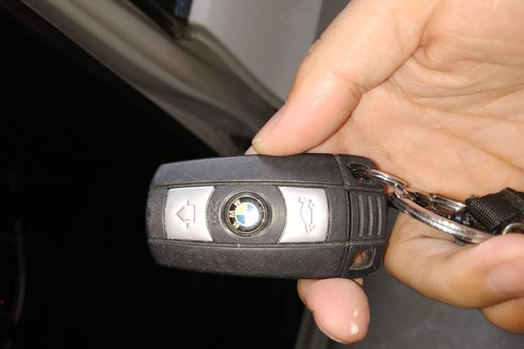 Used BMW 3 Series 2010 318i Leading Model Vehicle Key