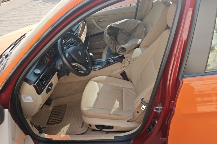 Used BMW 3 Series 2010 325i Luxury Model Left Front Seat