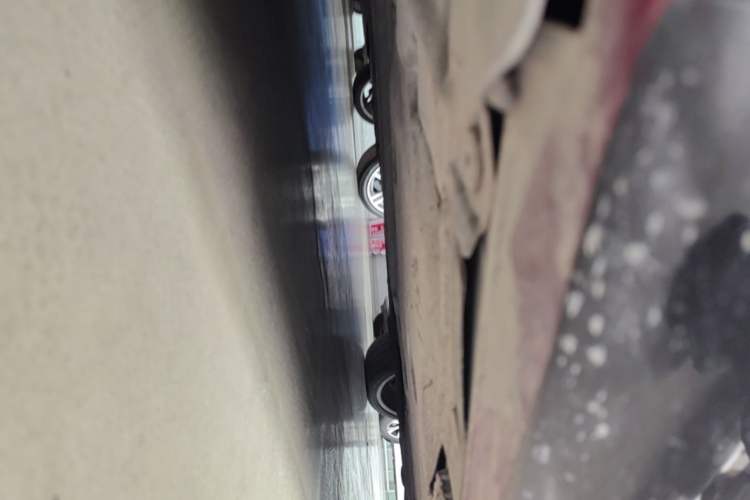 Used BMW 3 Series 2011 335i two-door coupe Chassis Front Left