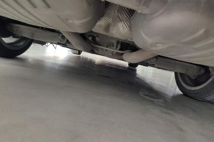Used BMW 3 Series 2011 335i two-door coupe Chassis Rear