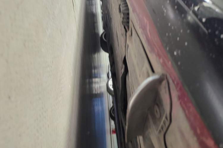 Used BMW 3 Series 2011 335i two-door coupe Chassis Rear Left