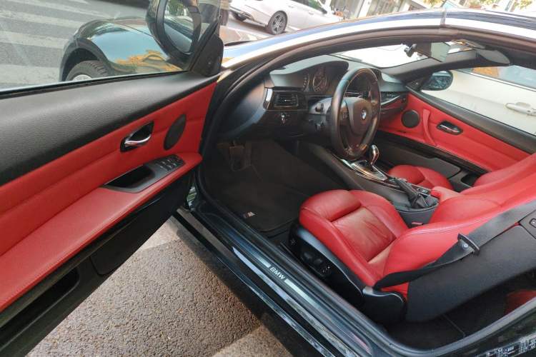 Used BMW 3 Series 2011 335i Convertible Coupe Driver Seat