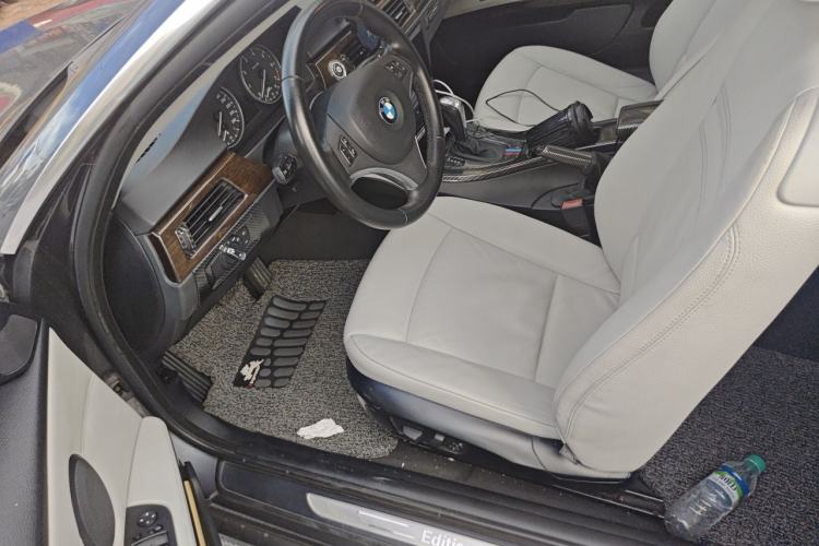 Used BMW 3 Series 2011 320i Coupe Driver Seat
