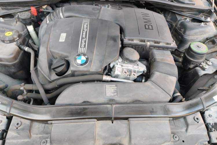 Used BMW 3 Series 2011 335i Convertible Coupe Engine Bay