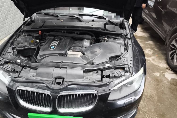 Used BMW 3 Series 2011 325i Convertible Coupe Engine Bay Left