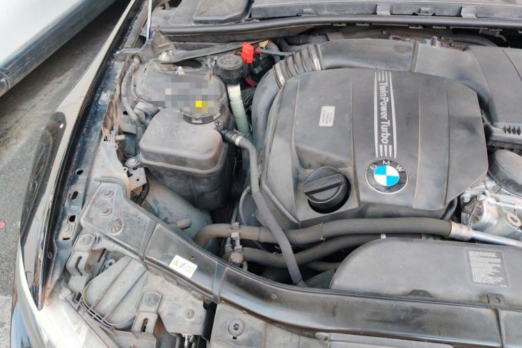 Used BMW 3 Series 2011 335i Convertible Coupe Engine Bay Right