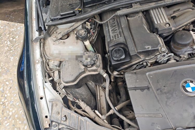 Used BMW 3 Series 2011 318i Leading Model Engine Bay Right