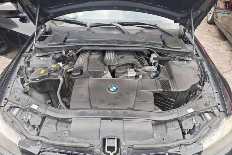 Used BMW 3 Series 2011 320i Sport Edition Engine Bay