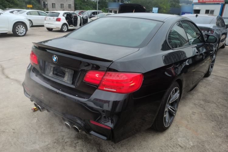 Used BMW 3 Series 2011 320i Coupe Exterior 5