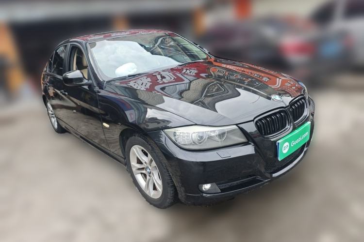 Used BMW 3 Series 2011 320i Sport Edition Front Right 45 Deg