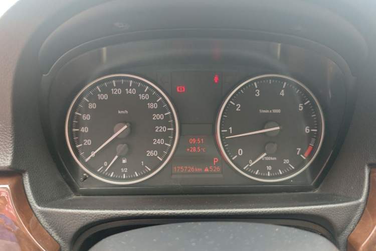 Used BMW 3 Series 2011 320i Sport Edition Instrument Cluster