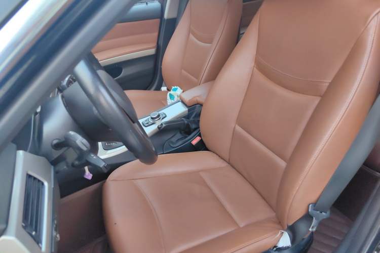 Used BMW 3 Series 2011 320i Luxury Edition Left Front Seat
