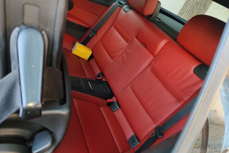Used BMW 3 Series 2011 335i Convertible Coupe Left Rear Seat