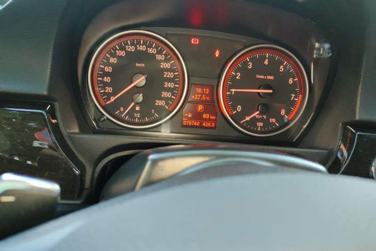 Used BMW 3 Series 2011 335i Convertible Coupe Odometer Close Up