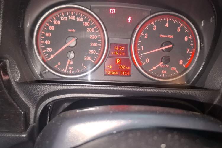 Used BMW 3 Series 2011 335i Convertible Coupe Odometer Close Up