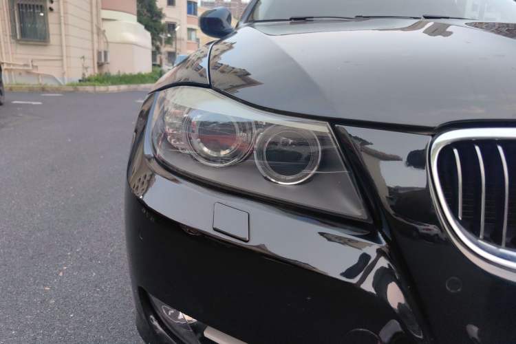 Used BMW 3 Series 2011 320i Luxury Edition Right Front Headlight