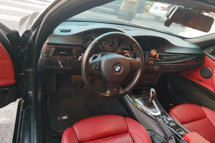 Used BMW 3 Series 2011 335i Convertible Coupe Steering Wheel
