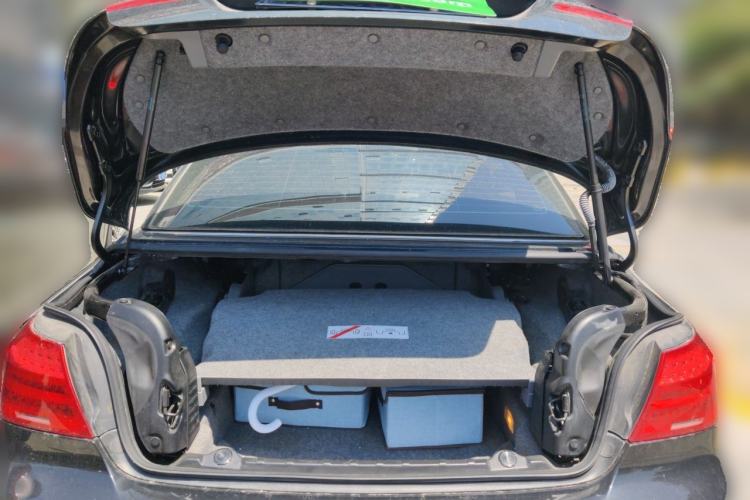 Used BMW 3 Series 2011 325i Convertible Coupe Trunk