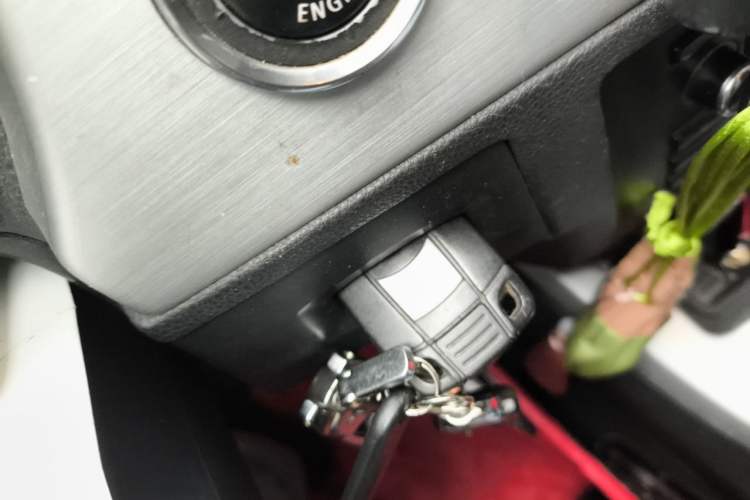 Used BMW 3 Series 2011 325i Convertible Coupe Vehicle Key