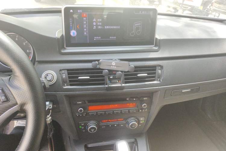 Used BMW 3 Series 2011 320i Sport Edition Audio And AC Panel