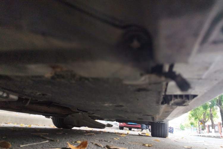 Used BMW 3 Series 2011 320i Luxury Edition Chassis Front Left