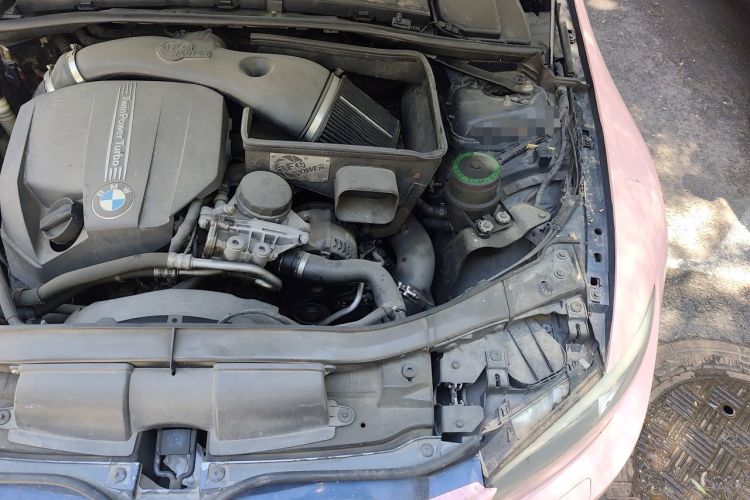 Used BMW 3 Series 2011 335i Convertible Coupe Engine Bay Left
