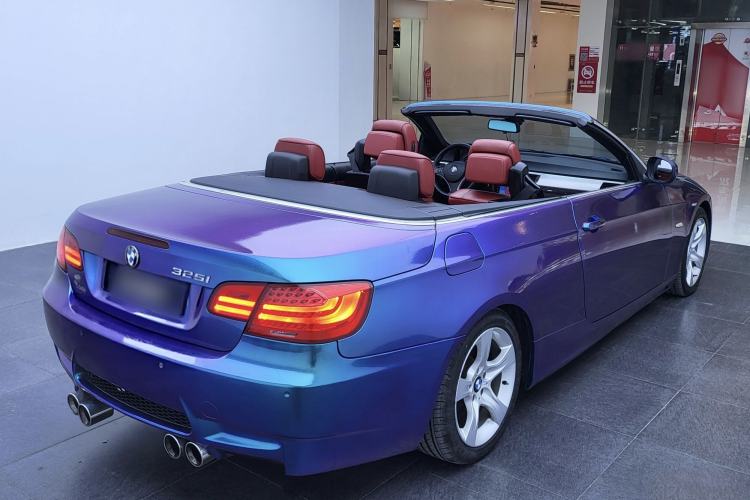 Used BMW 3 Series 2011 325i Convertible Coupe Exterior 4