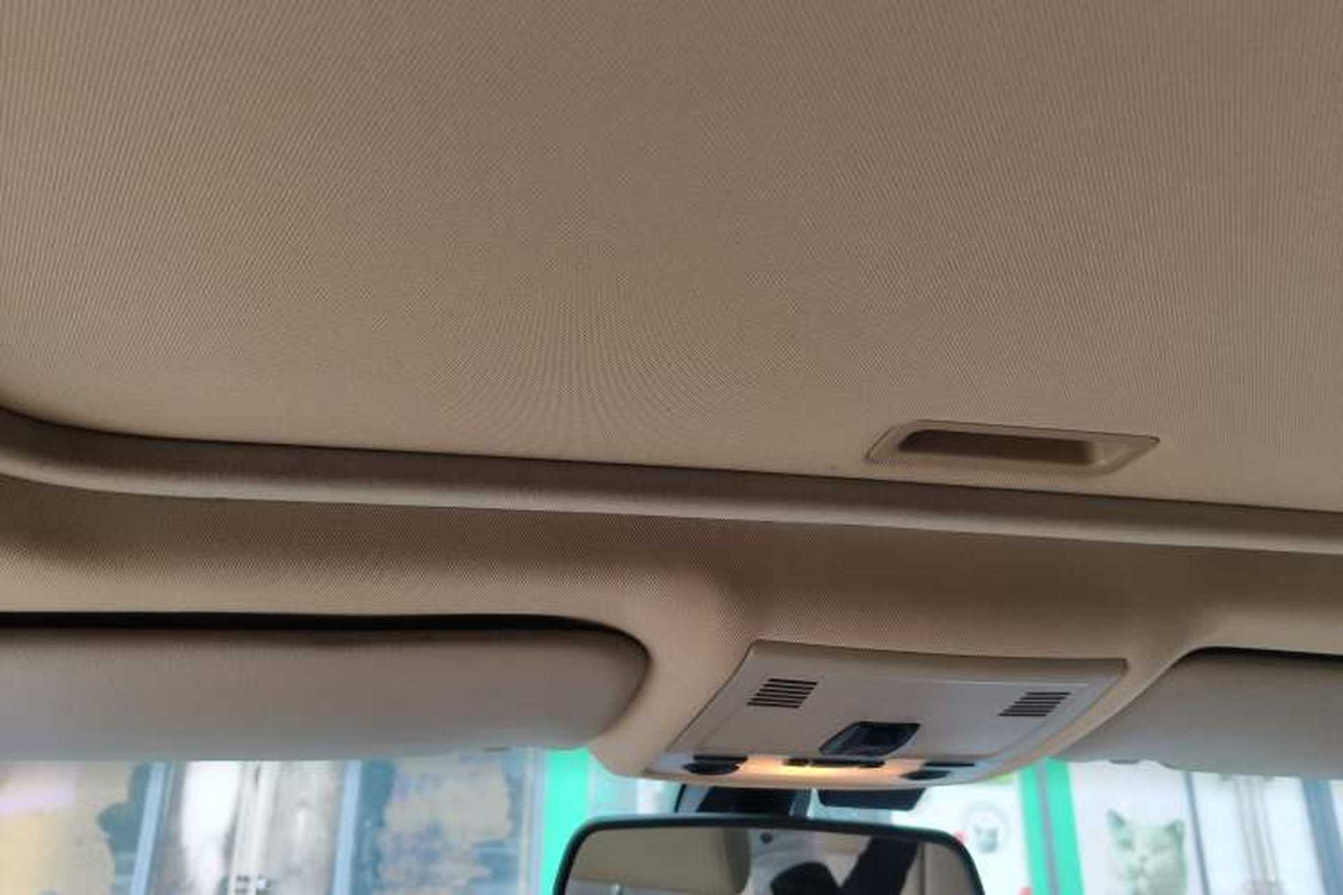 Used BMW 3 Series 2011 320i Luxury Edition Headliner