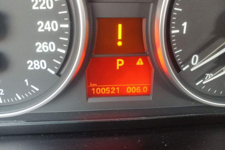 Used BMW 3 Series 2011 325i two-door coupe Instrument Cluster
