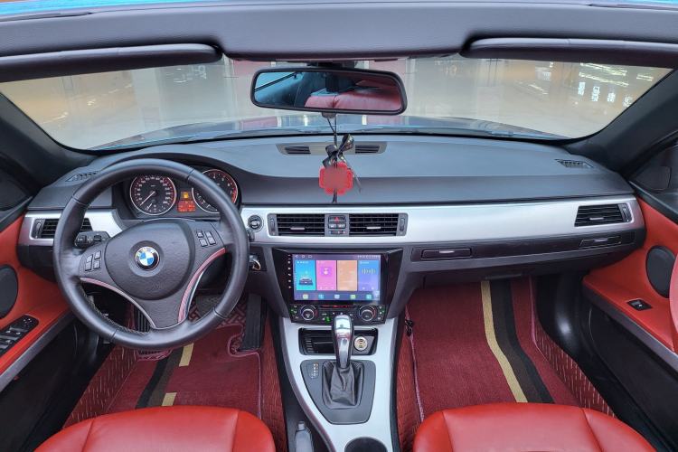 Used BMW 3 Series 2011 325i Convertible Coupe Interior 1