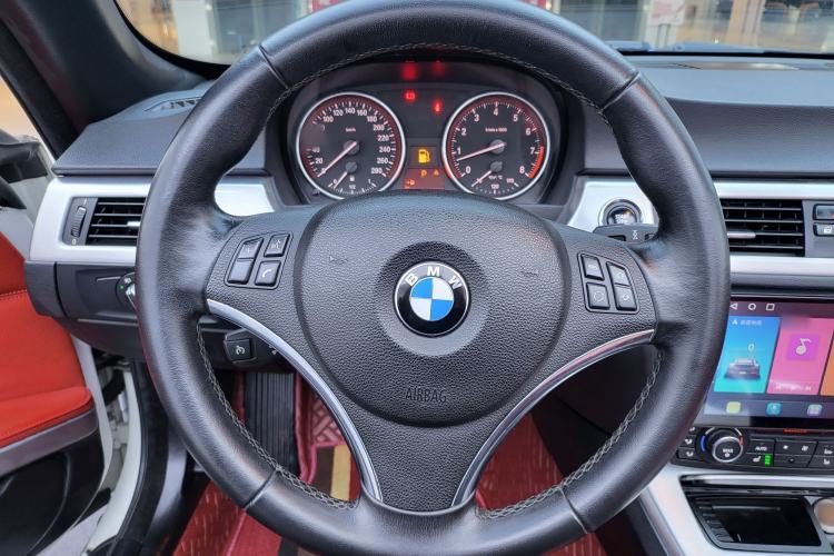 Used BMW 3 Series 2011 325i Convertible Coupe Interior 7