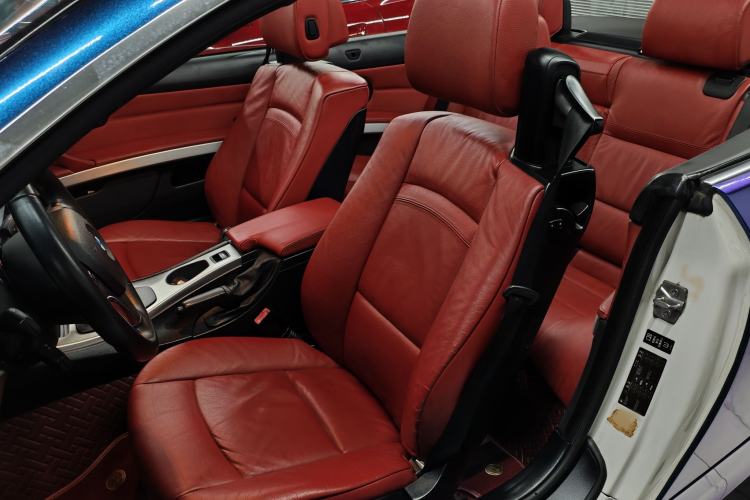 Used BMW 3 Series 2011 325i Convertible Coupe Left Front Seat