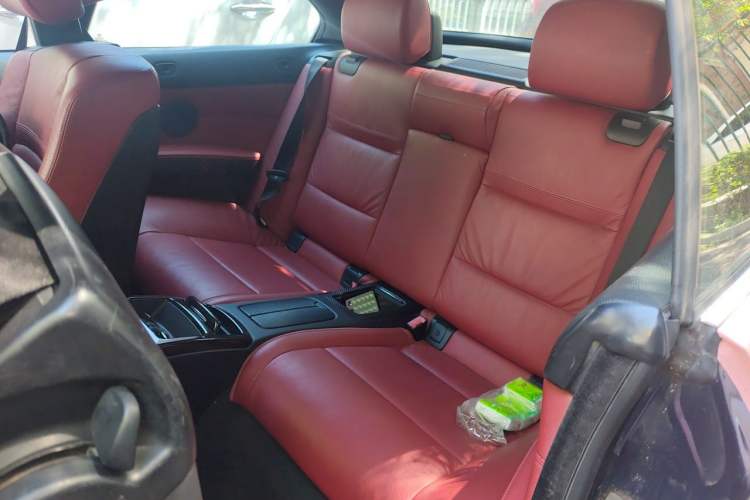 Used BMW 3 Series 2011 335i Convertible Coupe Left Rear Seat