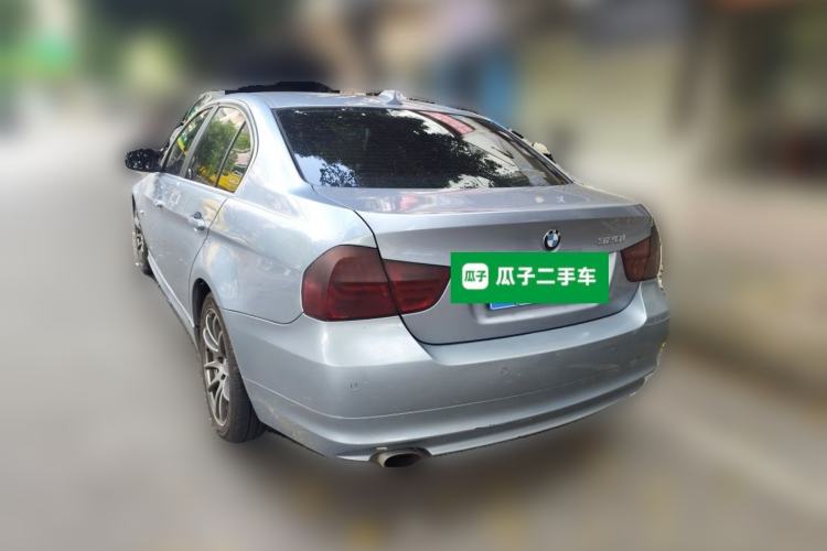 Used BMW 3 Series 2011 320i Luxury Edition Rear Left 45 Deg