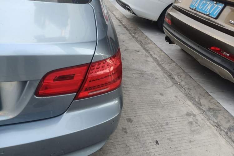 Used BMW 3 Series 2011 325i two-door coupe Right Rear Taillight