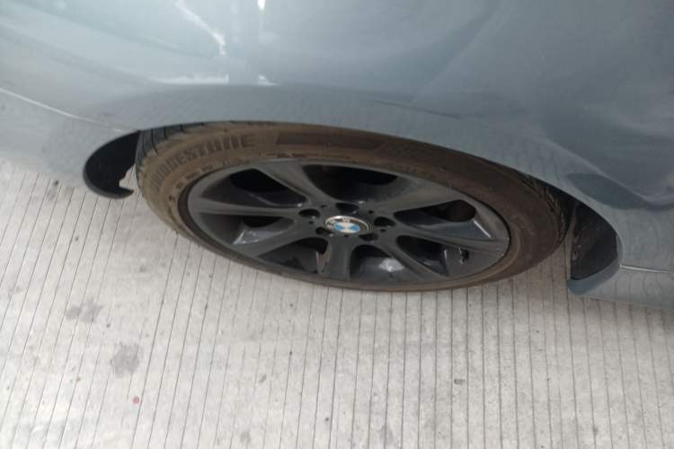 Used BMW 3 Series 2011 325i two-door coupe Right Rear Wheel Hub