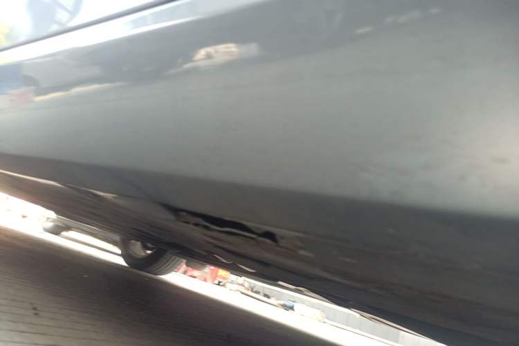 Used BMW 3 Series 2011 325i two-door coupe Right Side Sill