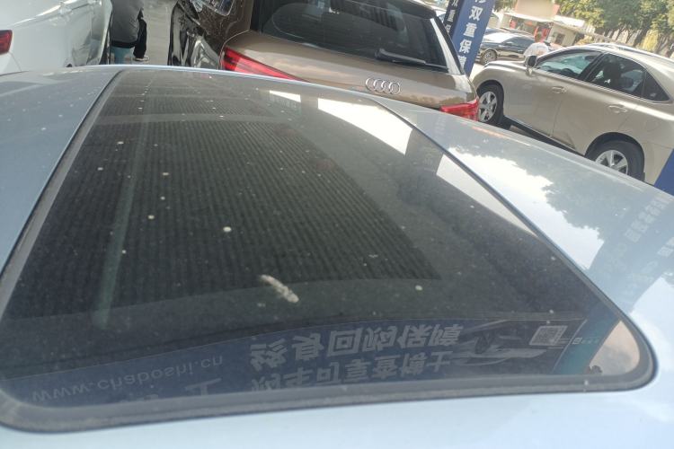 Used BMW 3 Series 2011 325i two-door coupe Roof