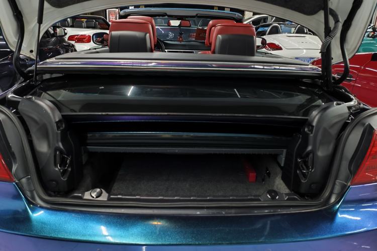 Used BMW 3 Series 2011 325i Convertible Coupe Trunk