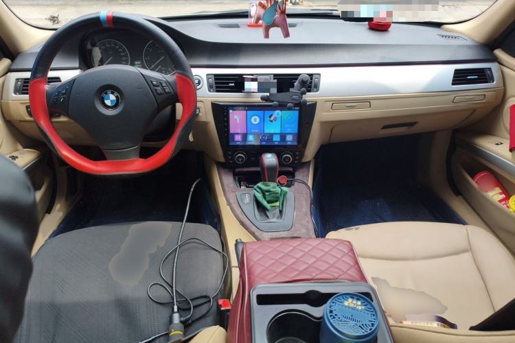 Used BMW 3 Series 2011 318i Leading Model Center Console