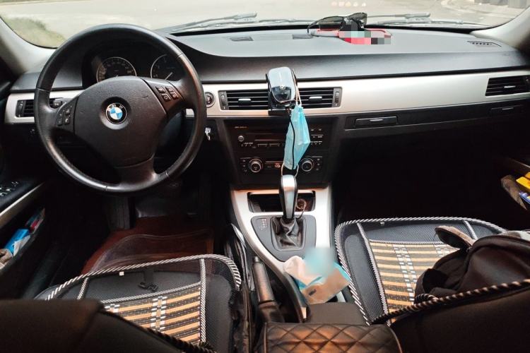 Used BMW 3 Series 2011 318i Leading Model Center Console