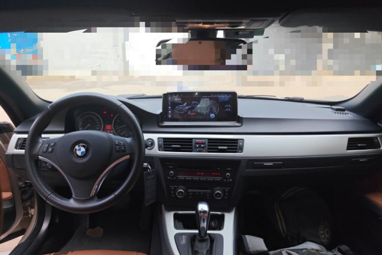 Used BMW 3 Series 2011 325i Convertible Coupe Center Console