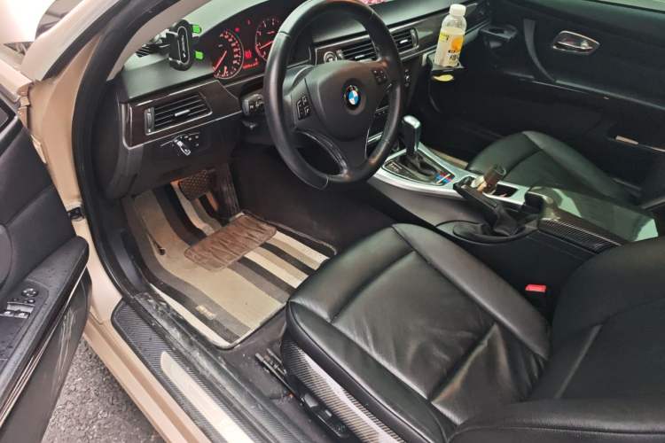 Used BMW 3 Series 2011 320i Coupe Driver Seat