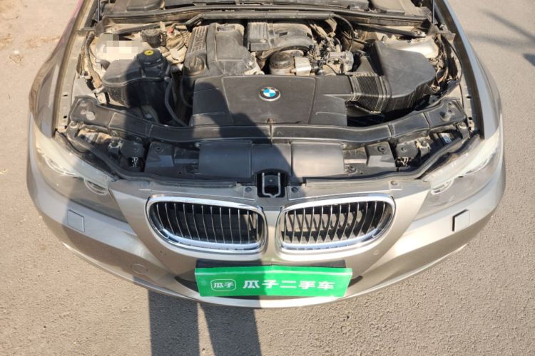 Used BMW 3 Series 2011 320i Luxury Edition Engine Bay