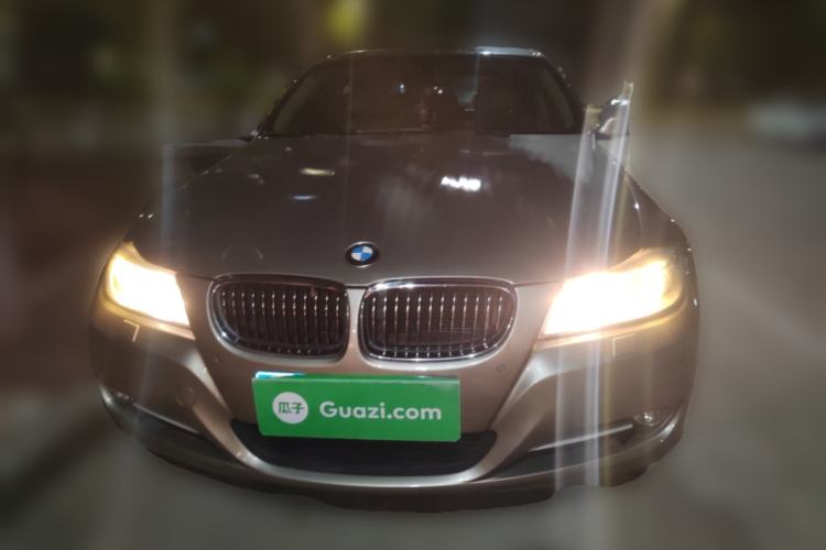 Used BMW 3 Series 2011 320i Luxury Edition Front
